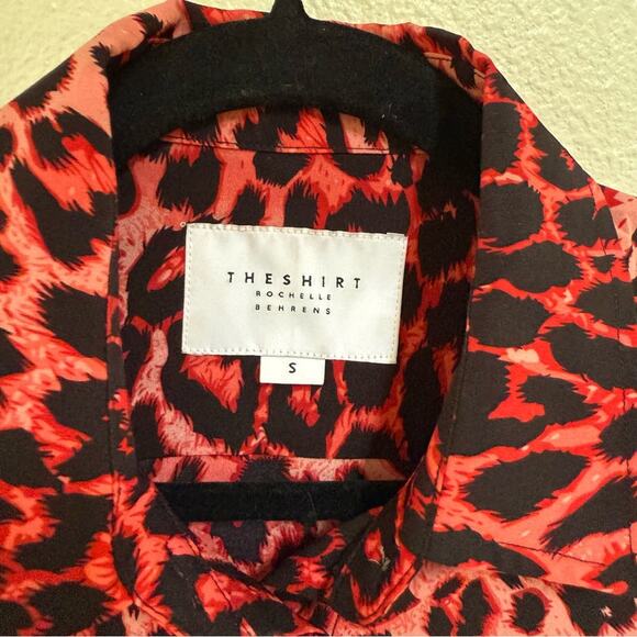 The Shirt by Rochelle Behrens Button Down Blouse in Red Leopard Size S - Picture 2 of 3